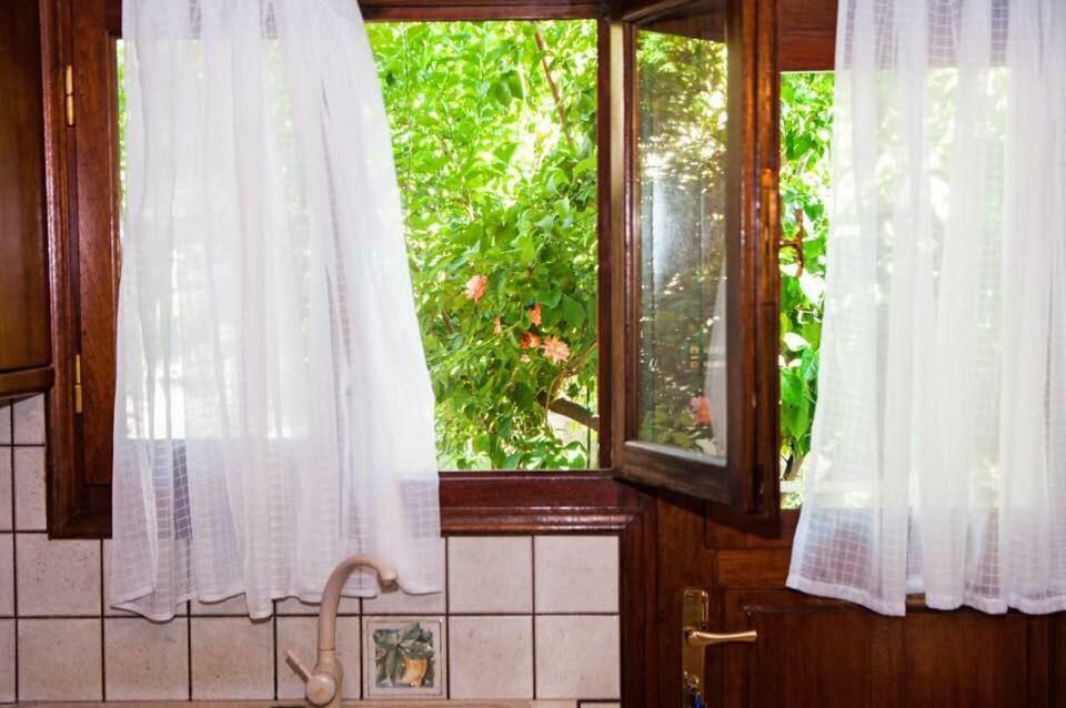 Dorothea'S Villa Platanos  Esterno foto