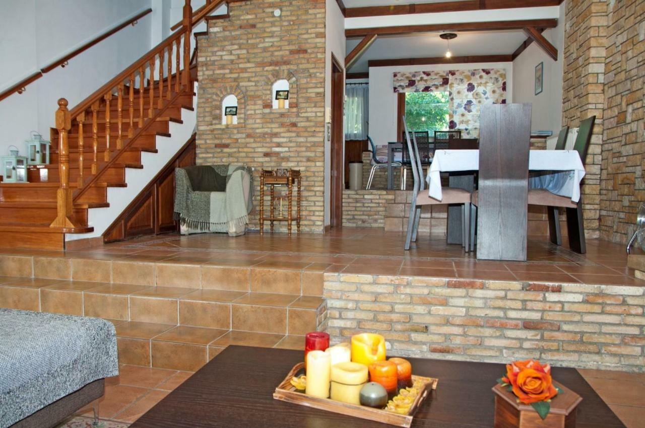 Dorothea'S Villa Platanos  Esterno foto